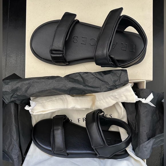 NIB Dear Frances Leo black minimalist leather sandals for summer - Picture 3 of 5